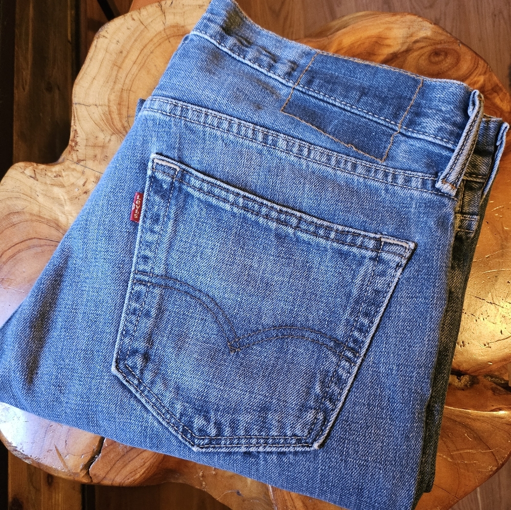 Men's Levi's jeans